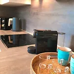 Apartment Oasis With Free Parking *