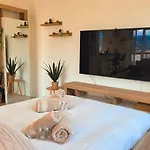 דירה Oasis With Free Parking לוגאנו